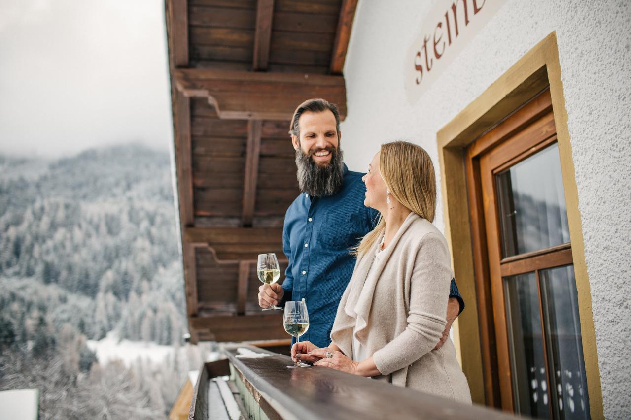 Hotel Pension Der Steinbock - Das 300 Jahre Alte Bauernhaus - Tirol Sankt Anton am Arlberg Esterno foto