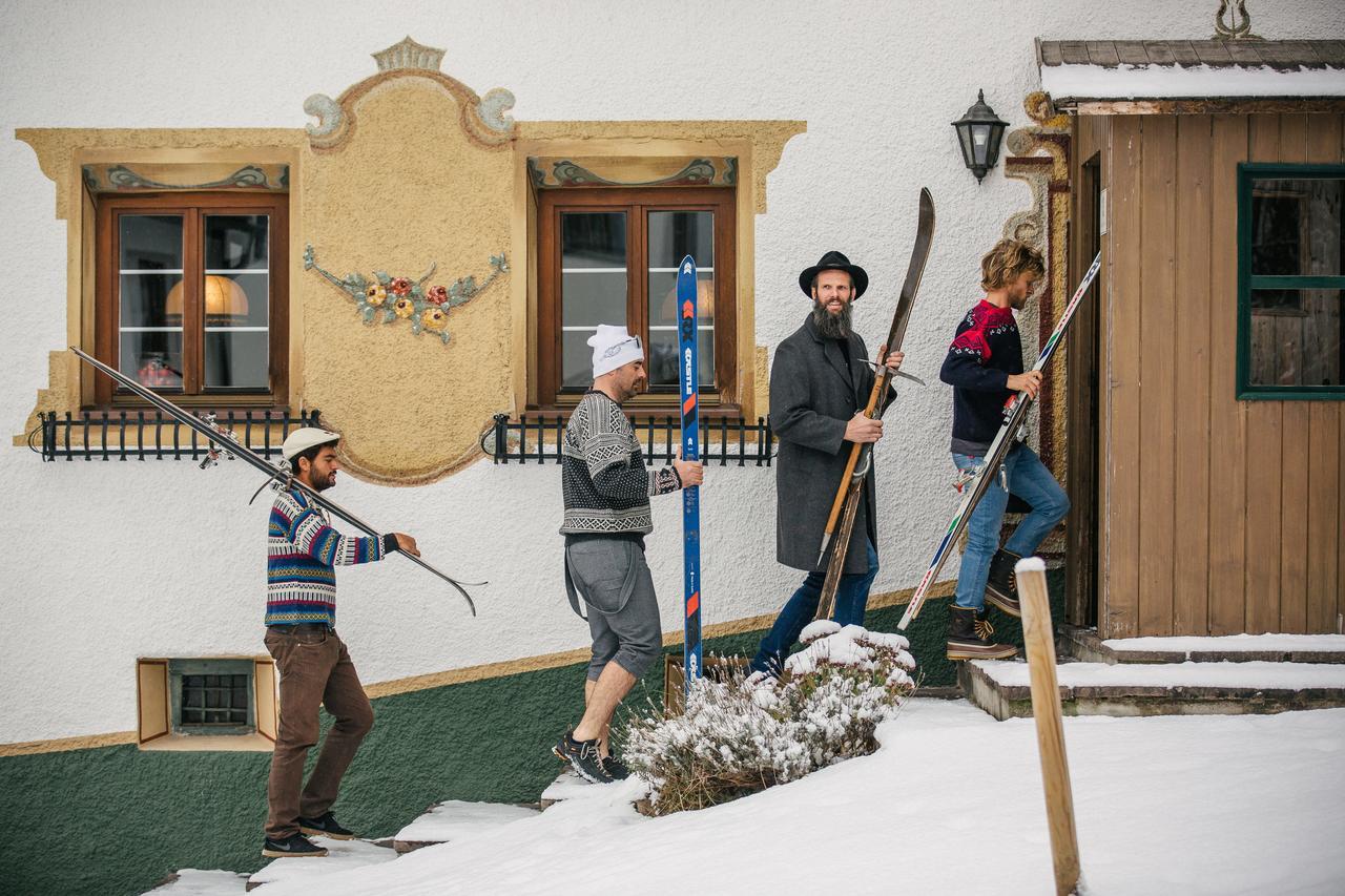 Hotel Pension Der Steinbock - Das 300 Jahre Alte Bauernhaus - Tirol Sankt Anton am Arlberg Esterno foto