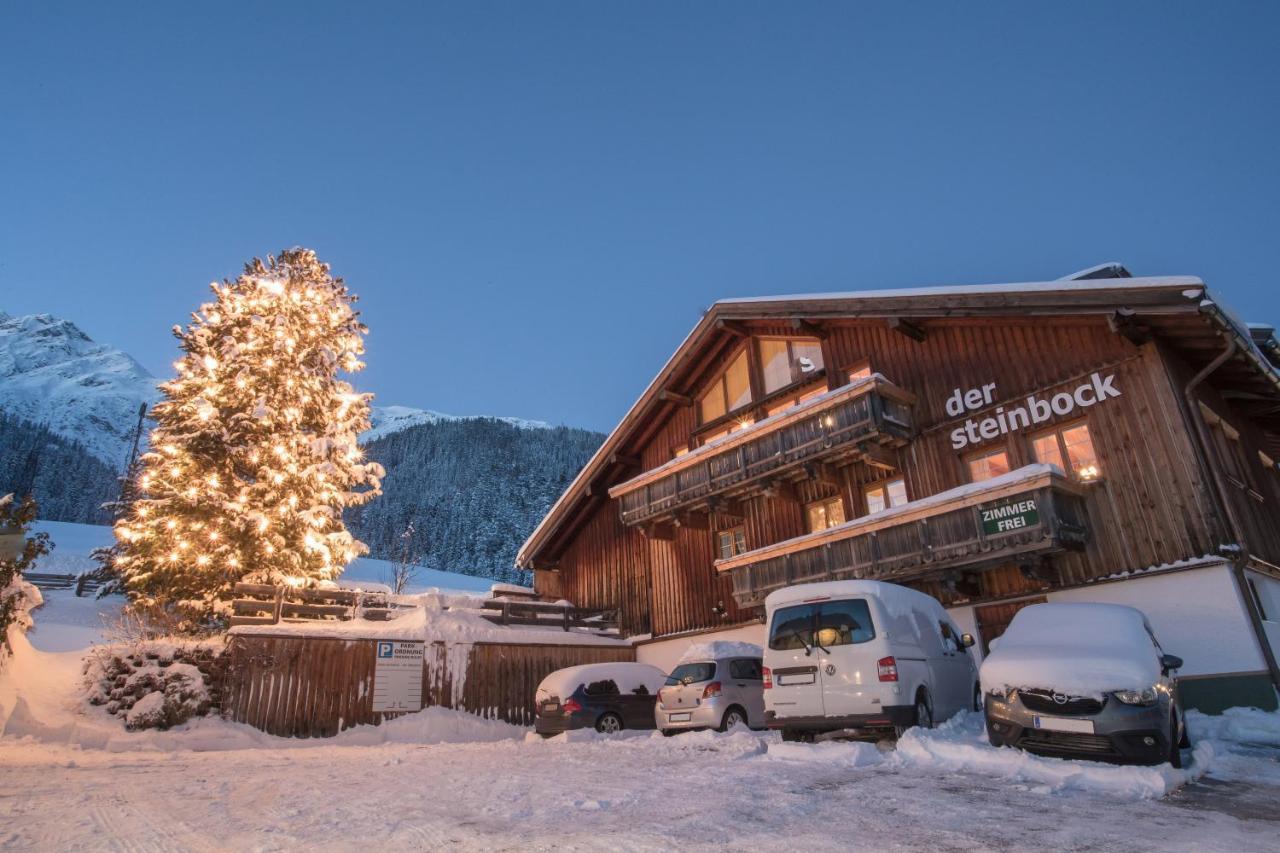 Hotel Pension Der Steinbock - Das 300 Jahre Alte Bauernhaus - Tirol Sankt Anton am Arlberg Esterno foto